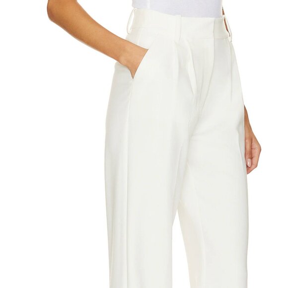Favorite Daughter - The Favorite Pant shortie in Ivory - Picture 4 of 4